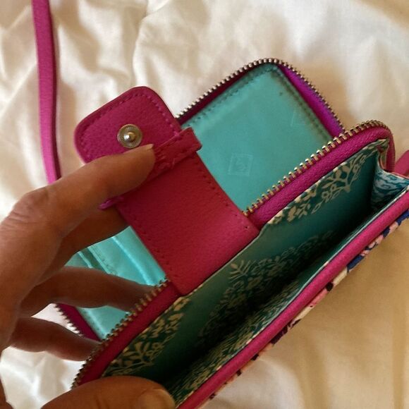 Floral Patchwork Wristlet - Picture 4 of 4